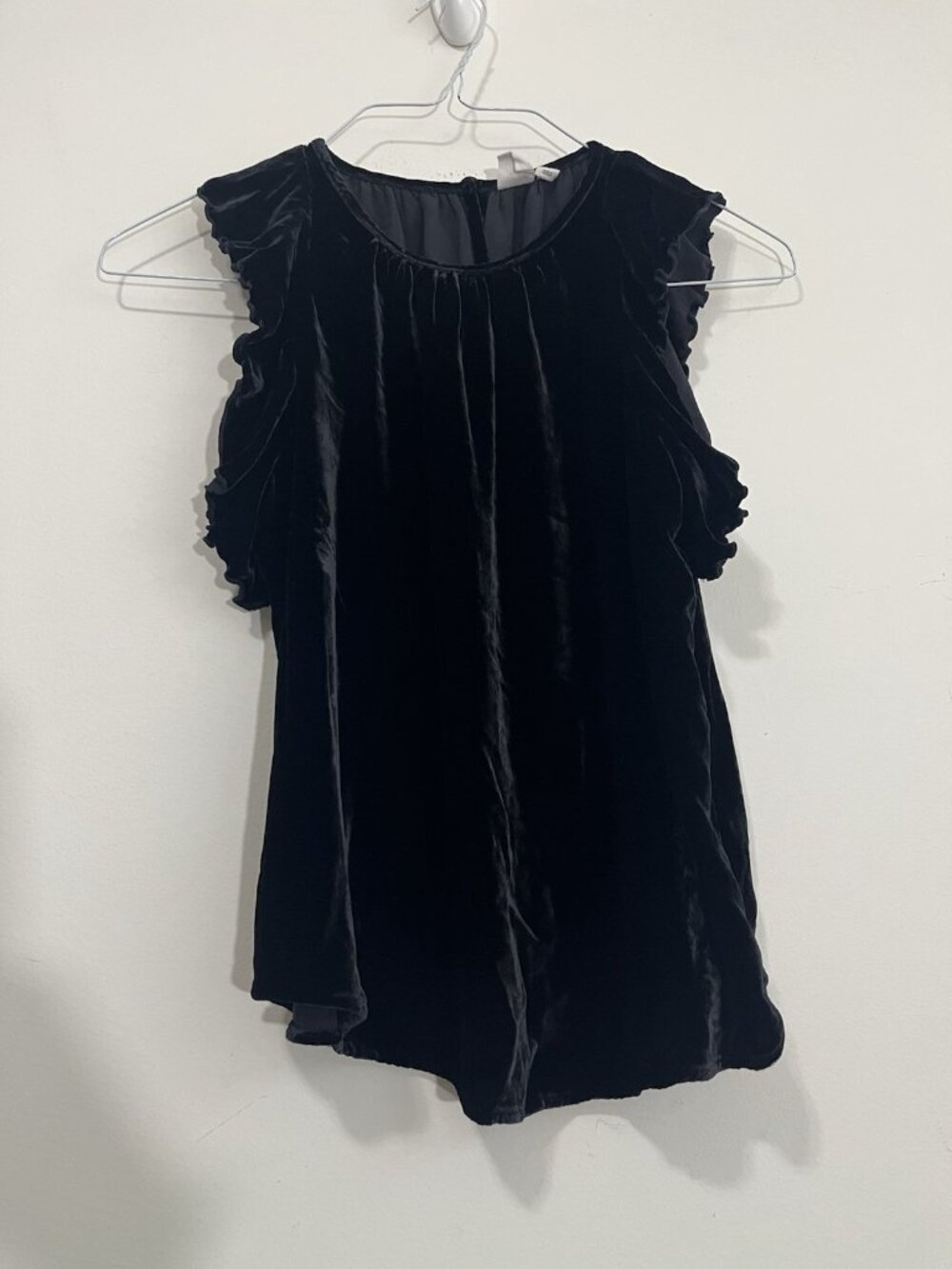 Gap Black Velvet Flutter Sleeve Silk Blend Top Sz S Soft Whimsy Goth Ethereal